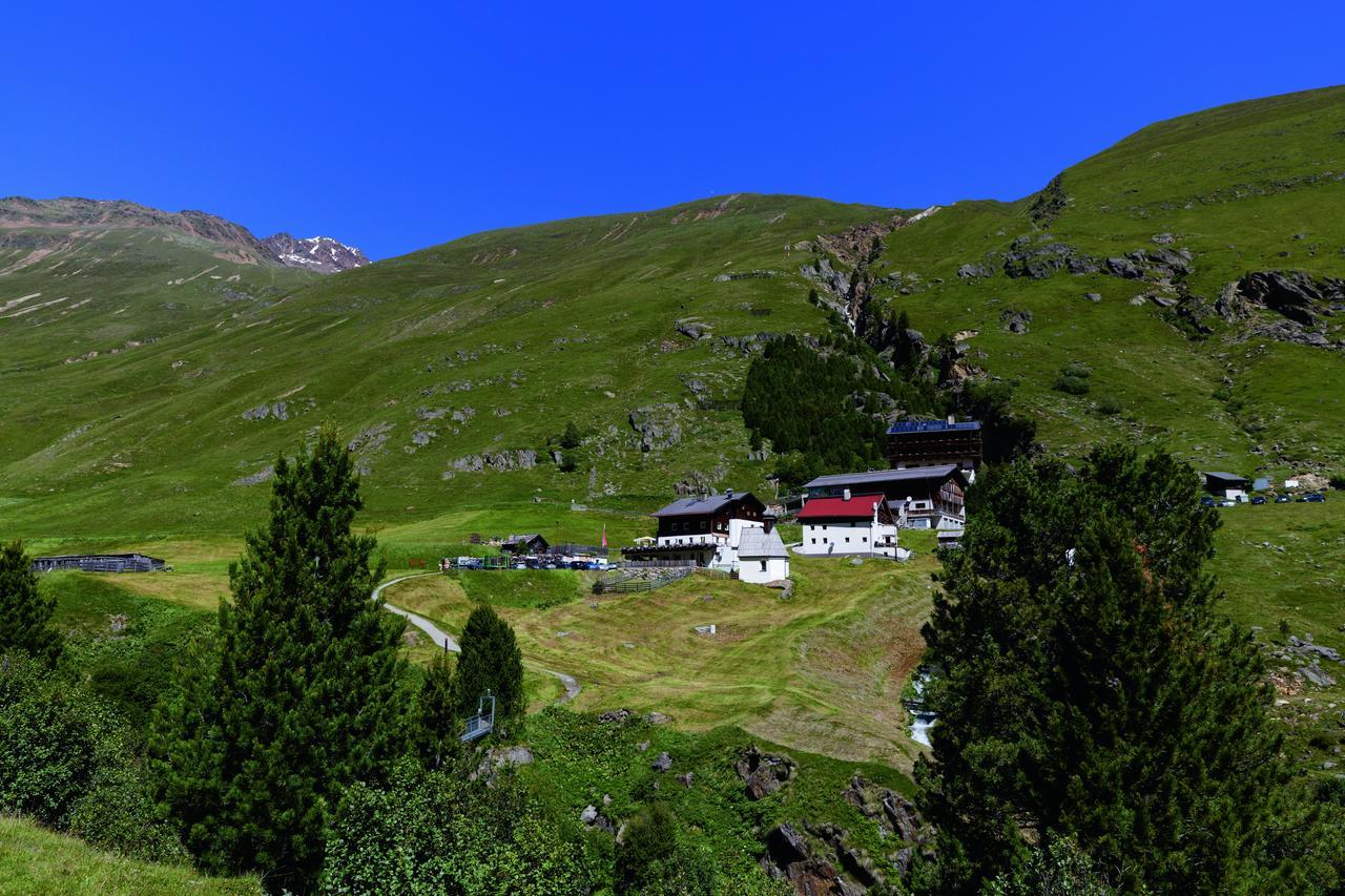 Gasthof Geierwallihof フェント エクステリア 写真
